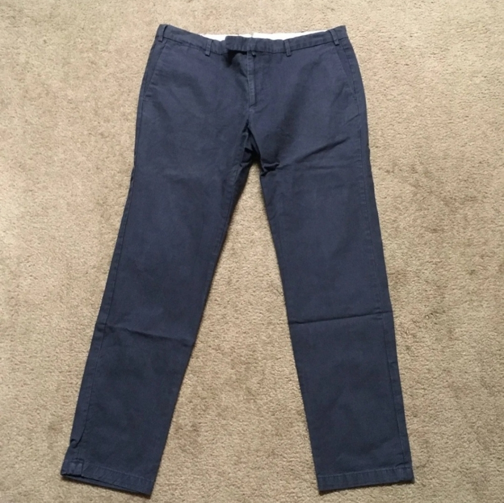 Zara Chinos